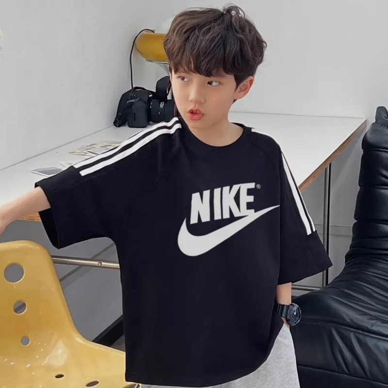 【100-160cm】人気上昇中 大注目 カジュアル 合わせやすい 男の子 半袖 Ｔシャツ
