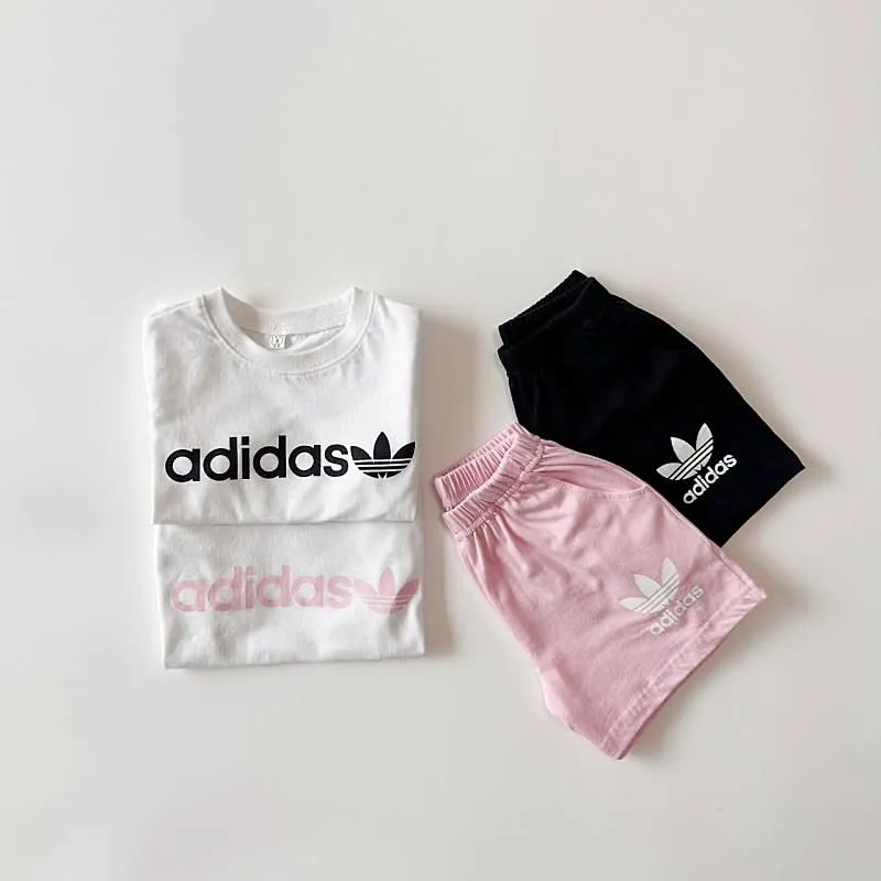 【80-130cm】二点セット 絶対欲しい 売れ筋 シンプル 半袖 Ｔシャツ+ショートパンツ セットアップ
