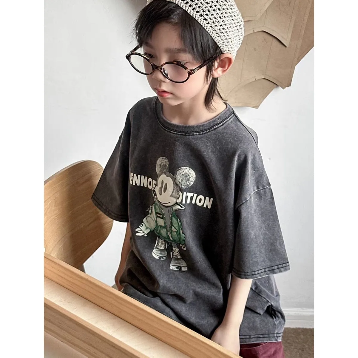 【100-150cm】存在感アップ  ユニーク カートゥーン カッコイイ 男の子 半袖 Ｔシャツ