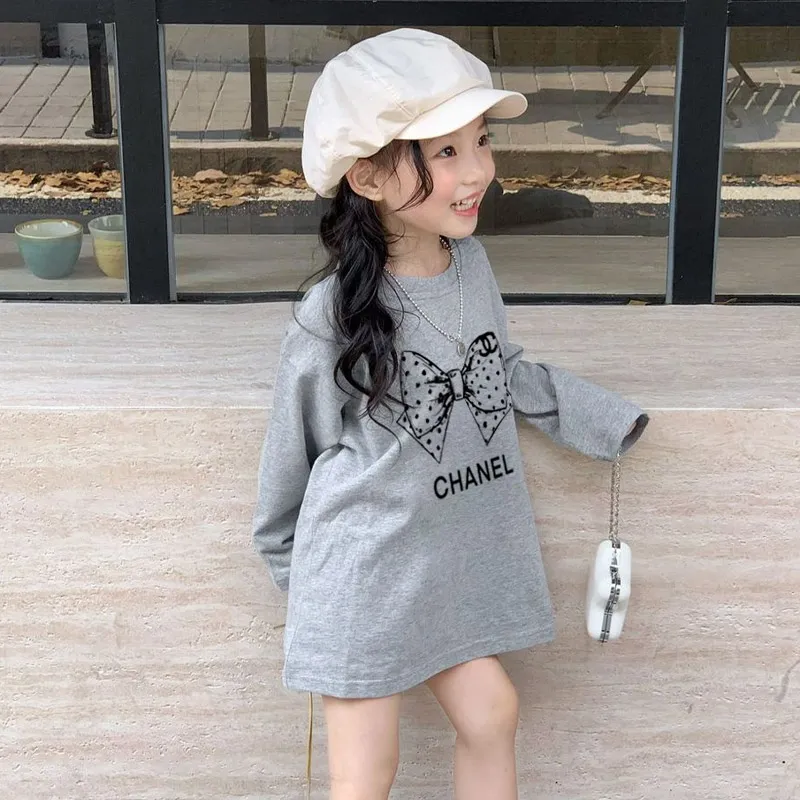 【90-160cm】絶対流行 取り入れたい  おしゃれ 合わせやすい 可愛い 女の子 長袖 Ｔシャツ