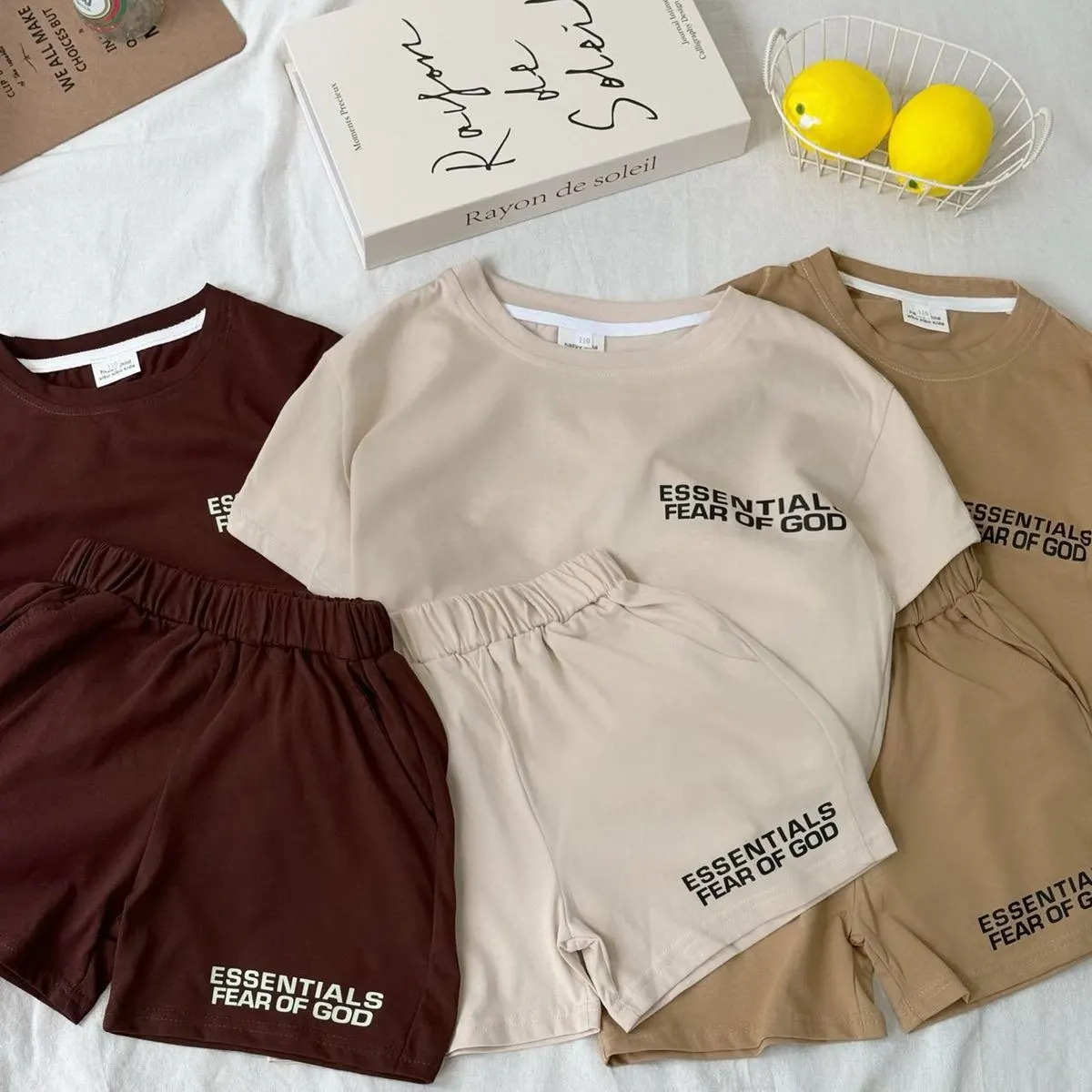 【90-140cm】二点セット リラックス感ある 大人気 カジュアル 半袖 Ｔシャツ＋ショートパンツ セットアップ
