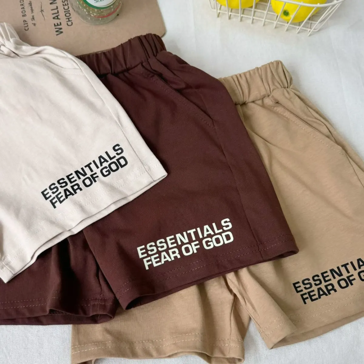【90-140cm】二点セット リラックス感ある 大人気 カジュアル 半袖 Ｔシャツ＋ショートパンツ セットアップ
