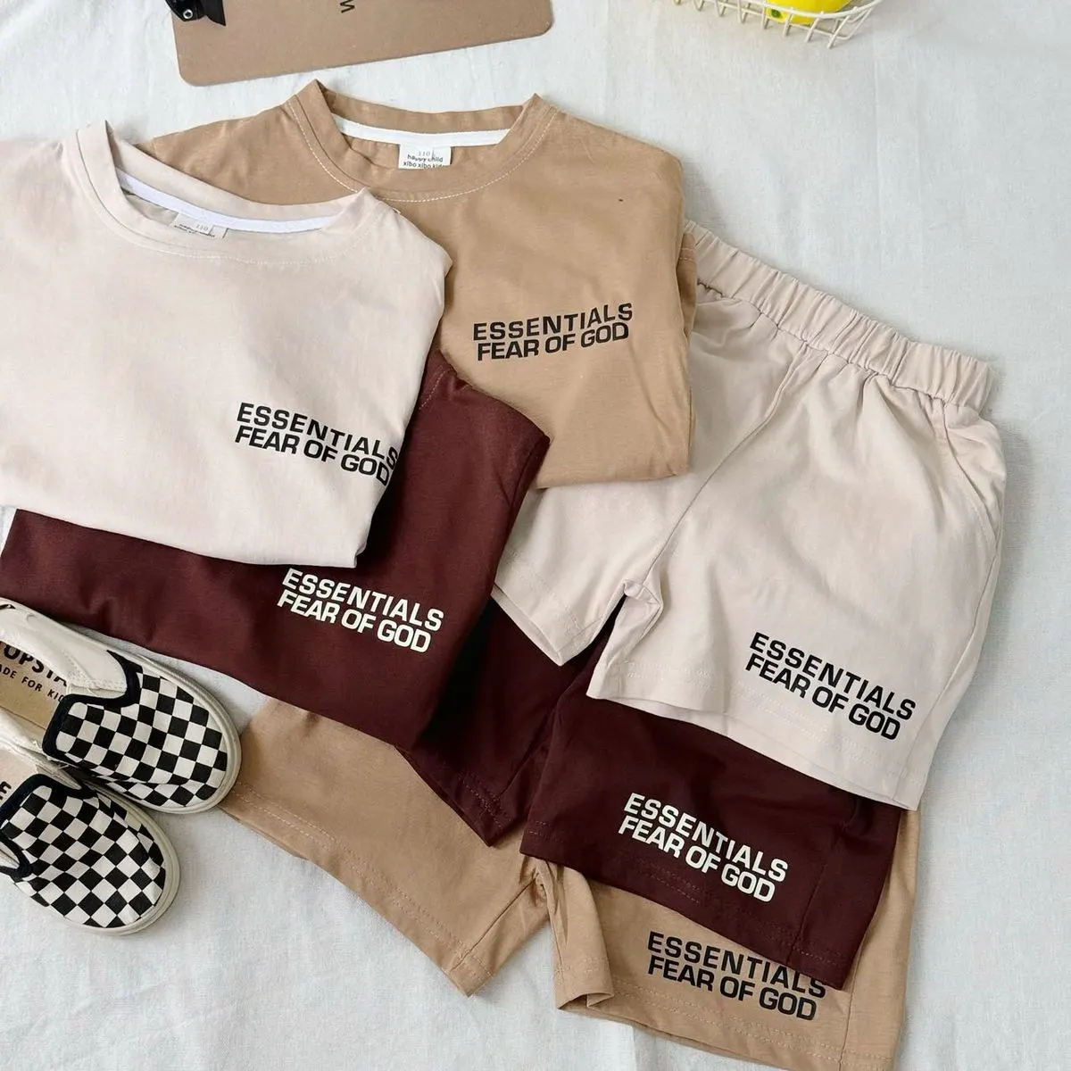 【90-140cm】二点セット リラックス感ある 大人気 カジュアル 半袖 Ｔシャツ＋ショートパンツ セットアップ