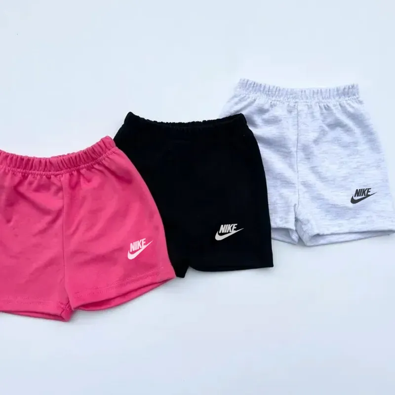 【80-150cm】二点セット 可愛い 定番 人気 ルーズ おしゃれ 半袖 Ｔシャツ+ショートパンツ セットアップ