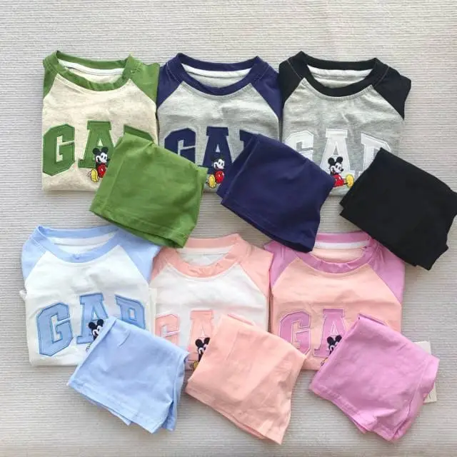 【80-130cm】二点セット 人気爆発中 大活躍 刺繍 プリント 可愛い 半袖Ｔシャツ＋ショートパンツ セット