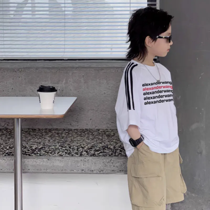 【100-160cm】リラックス感ある 大人気 アルファベット 着やすい 男の子 半袖 Ｔシャツ