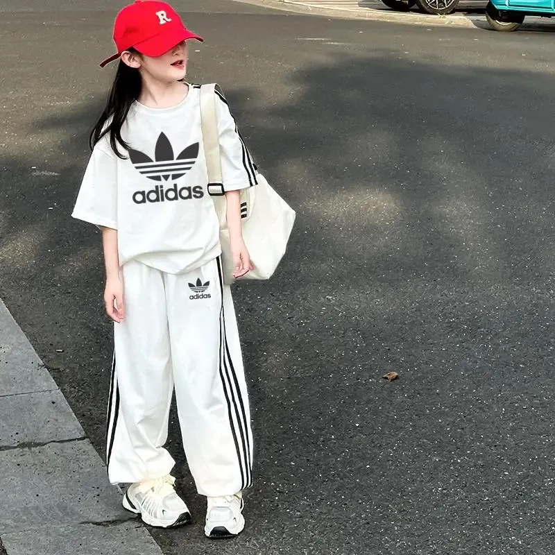 【100-150cm】毎日着たくなる シンプル カジュアル 女の子 半袖 Ｔシャツ
