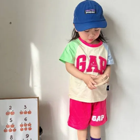 【80-130cm】二点セット 大人気 カジュアル 可愛い 快適 半袖Ｔシャツ＋ショートパンツ セット
