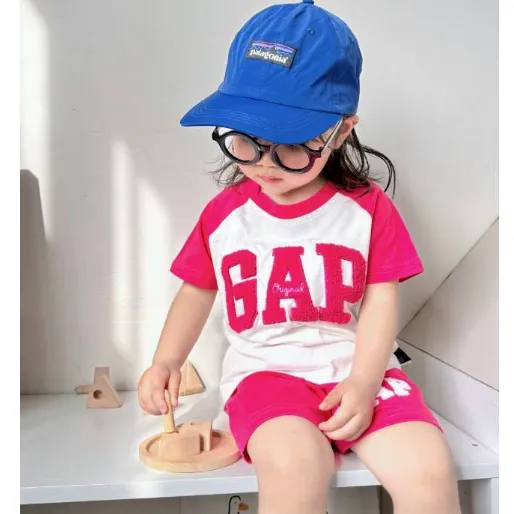 【80-130cm】二点セット 大人気 カジュアル 可愛い 快適 半袖Ｔシャツ＋ショートパンツ セット