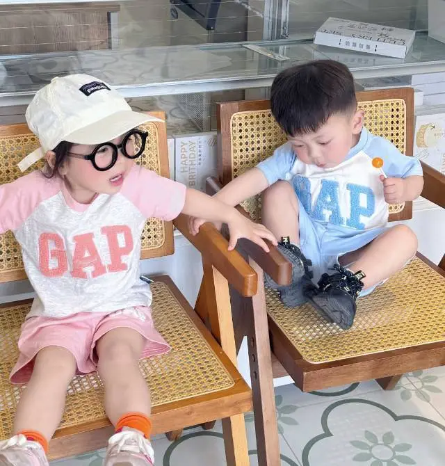 【80-130cm】二点セット 大人気 カジュアル 可愛い 快適 半袖Ｔシャツ＋ショートパンツ セット