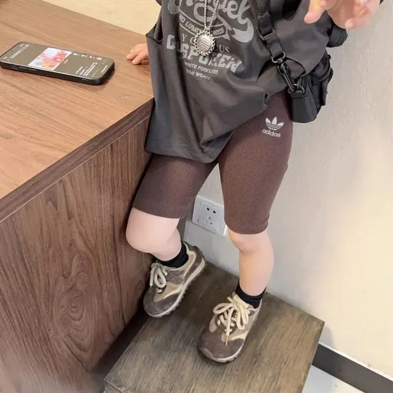 【90-140cm】人気爆発中 軽やかな着心地  夏新作 履きやすい 女の子 レギンス
