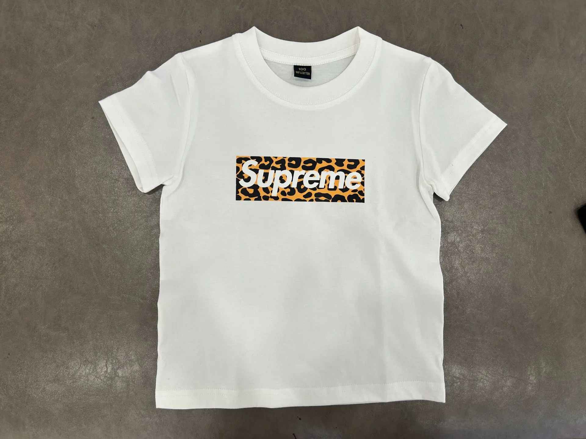 【90-160cm】着回し最強  爆売れ中 カジュアル トレンド ヒョウ柄 半袖 Ｔシャツ