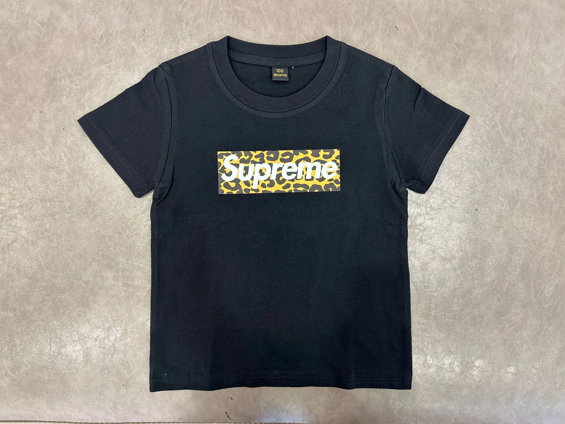 【90-160cm】着回し最強  爆売れ中 カジュアル トレンド ヒョウ柄 半袖 Ｔシャツ