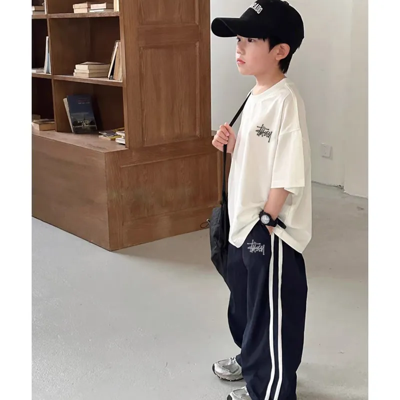 【100-150cm】二点セット 単品注文OK 話題沸騰中 爆売れ中 カッコイイ 男の子 半袖Ｔシャツ＋パンツ セットアップ