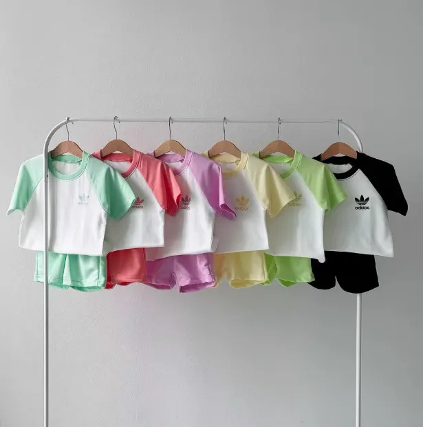【80-140cm】二点セット 好感度100％ カジュアル 快適 半袖Ｔシャツ＋ショートパンツ セットアップ