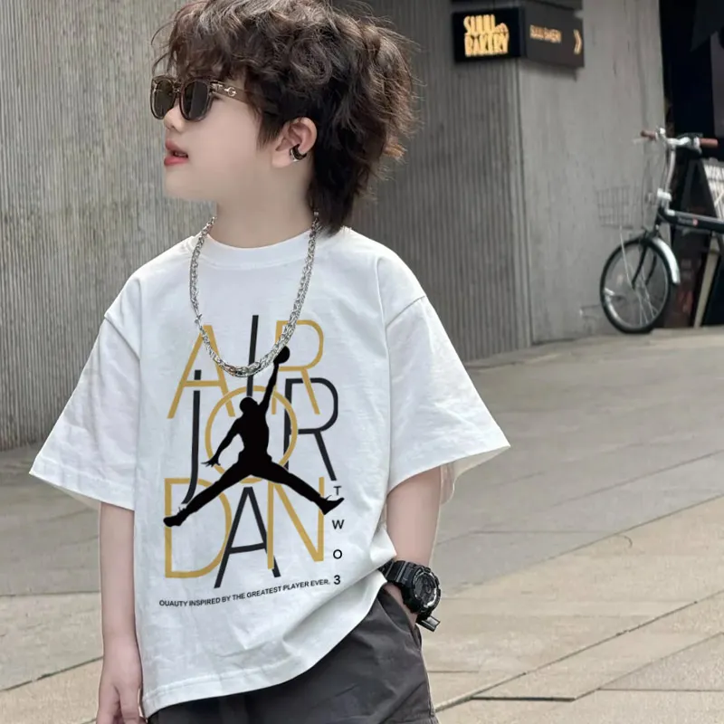 【90-160cm】存在感アップ  大活躍 カジュアル トレンド クール 男の子 半袖 Ｔシャツ