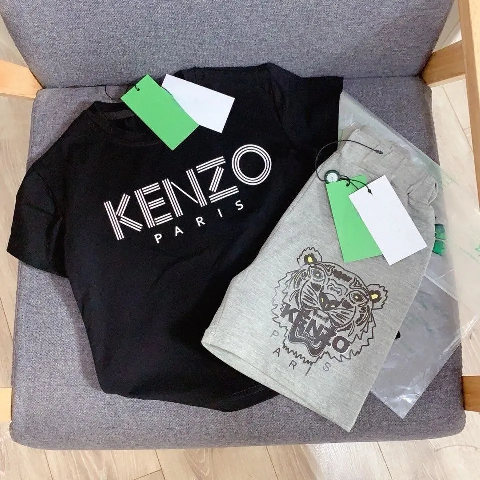 【90-160cm】二点セット 話題沸騰中 スポーティー 動きやすい Ｔシャツ＋ショートパンツ セットアップ