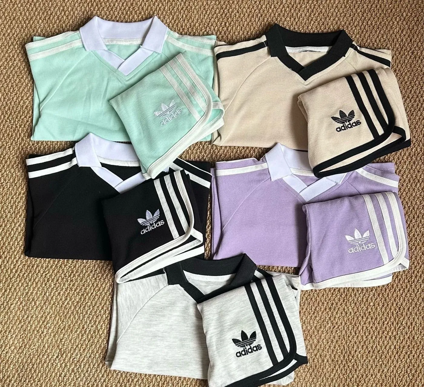 【80-130cm】二点セット 絶対欲しい 多色展開 POLOネック 半袖Ｔシャツ＋ショートパンツ セットアップ