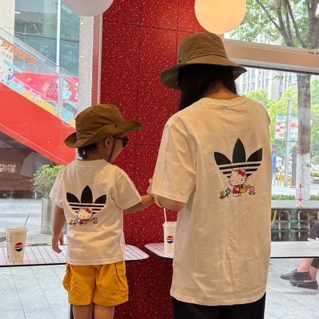 【90-150cm+親サイズ】売り切れ必至 カートゥーン 可愛い 合わせやすい 親子ペア 半袖 Ｔシャツ
