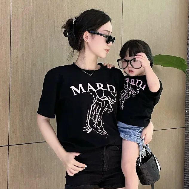 【90-150cm+親サイズ】最愛の一着 大人気 可愛い カジュアル 親子ペア 半袖 Ｔシャツ