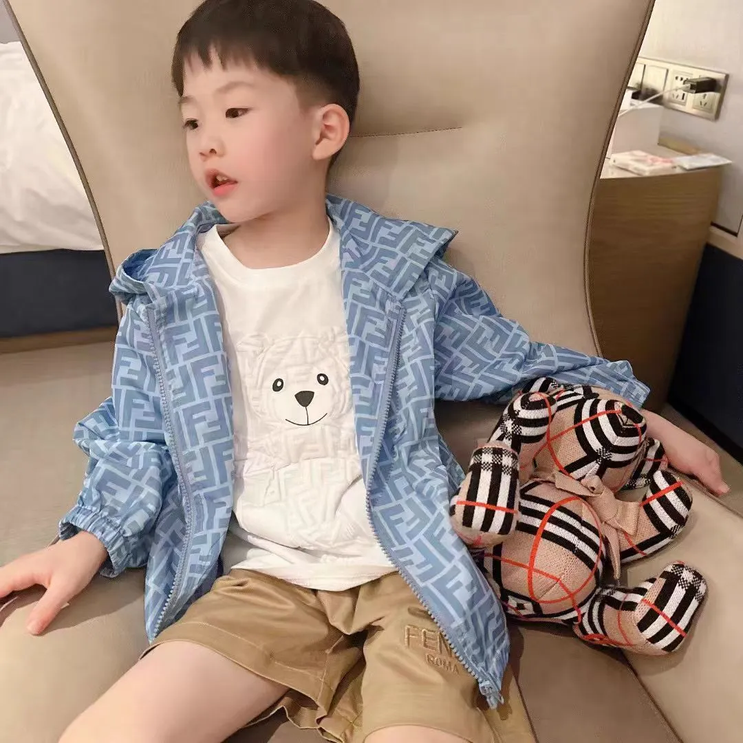 【100-150cm】絶対見逃さないで 品質満点 カジュアル 日焼け防止 男の子 アウター