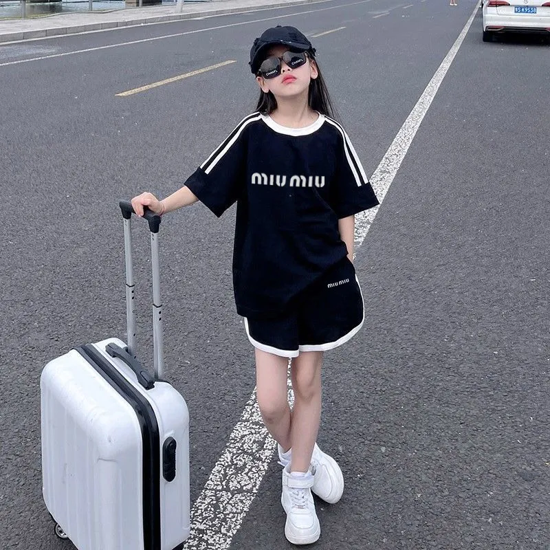 【100-150cm】毎日着たくなる 大注目 カジュアル プリント 着やすい 女の子 半袖 Ｔシャツ