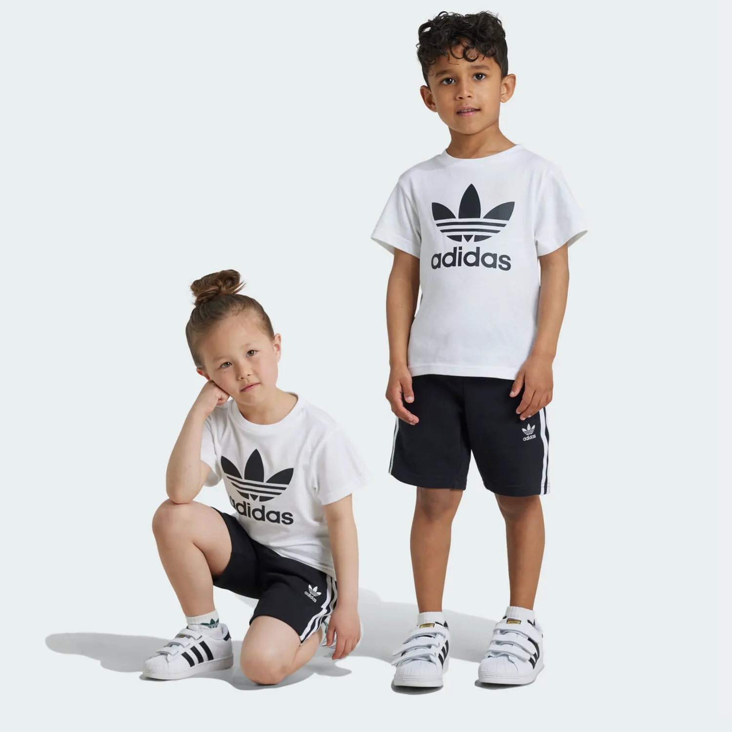 【90-150cm】二点セット 絶対見逃さないで トレンド  スポーティー 半袖Ｔシャツ＋ショートパンツ セットアップ
