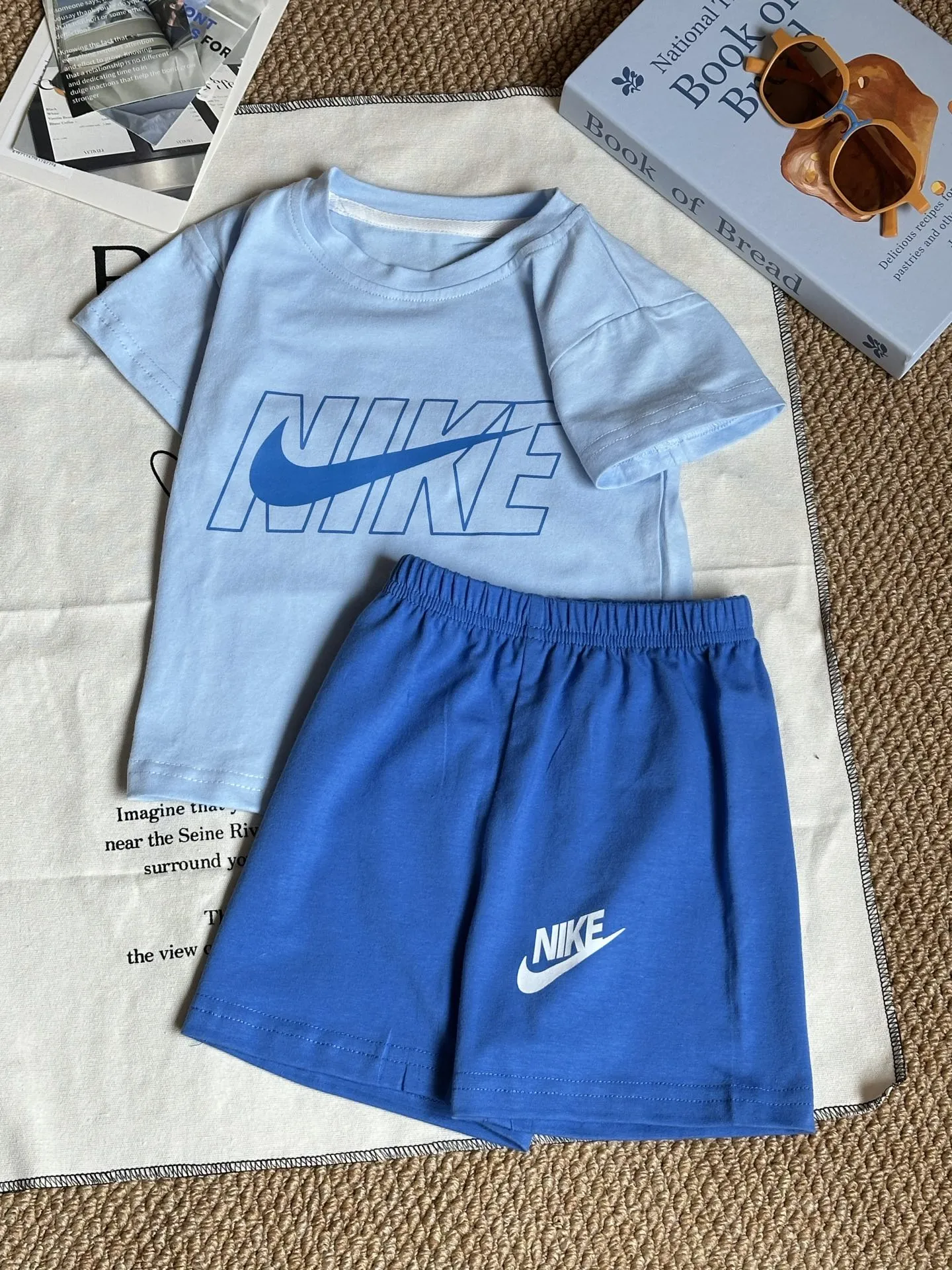 【80-130cm】二点セット トレンド感満点 爆売れ中 プリント 快適 半袖 Ｔシャツ＋ショートパンツ セットアップ