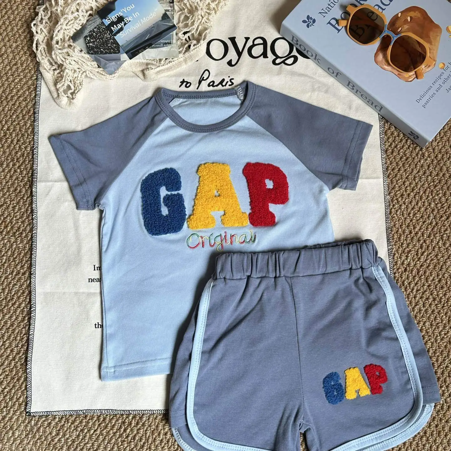 【80-130cm】二点セット 話題沸騰中 大注目 カジュアル 着やすい 半袖Ｔシャツ＋ショートパンツ セットアップ