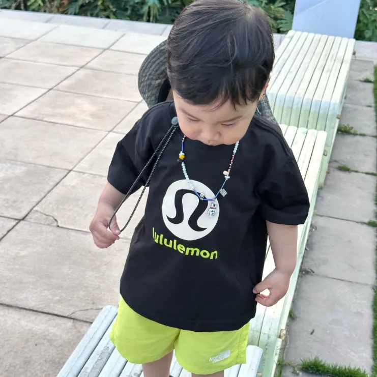 【90-160cm+親サイズ】目を奪われる 着回し最強 合わせやすい トレンド 半袖 Ｔシャツ
