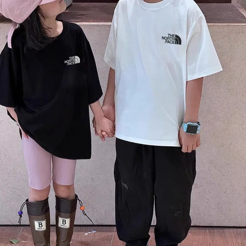 【90-160cm】毎日着たくなる  爆売れ中 シンプル 合わせやすい 男女限らず 半袖 Ｔシャツ