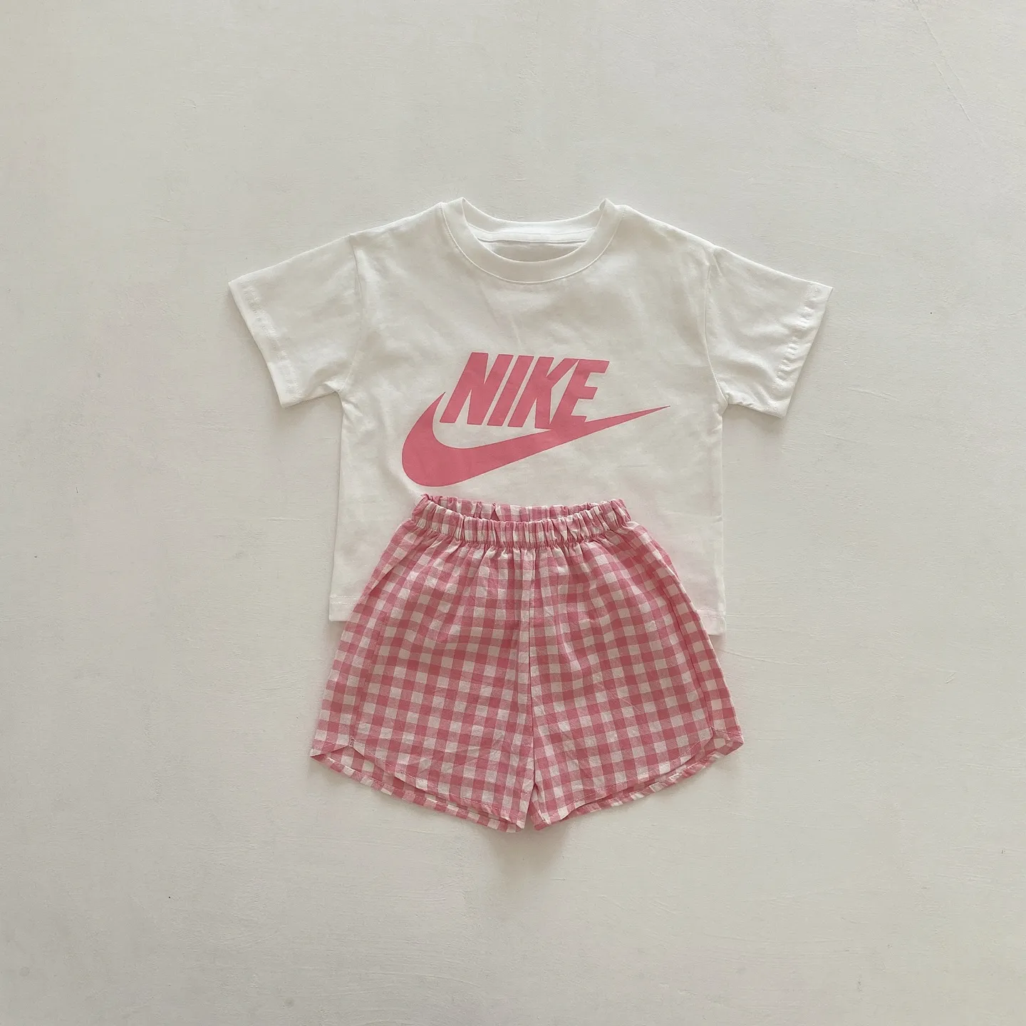 【73-100cm】二点セット 絶対欲しい 大人気 チェック柄 清新 半袖Ｔシャツ＋ショートパンツ セットアップ