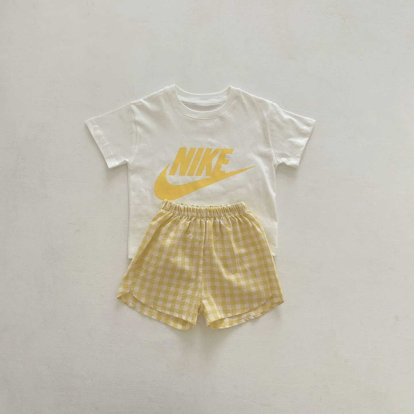 【73-100cm】二点セット 絶対欲しい 大人気 チェック柄 清新 半袖Ｔシャツ＋ショートパンツ セットアップ