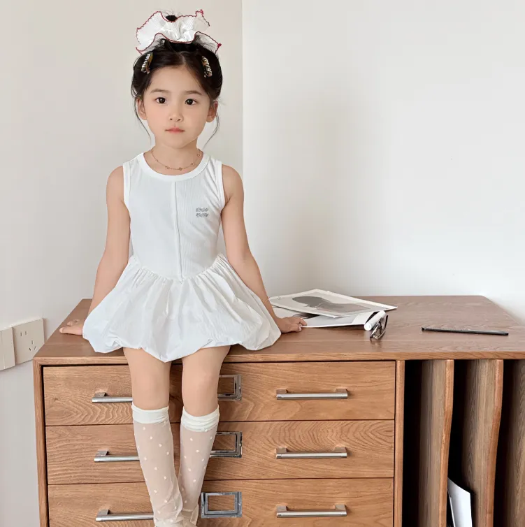 【100-160cm】おしゃれキッズ必見 きれいめ セレブリティ シンプル 女の子 ワンピース