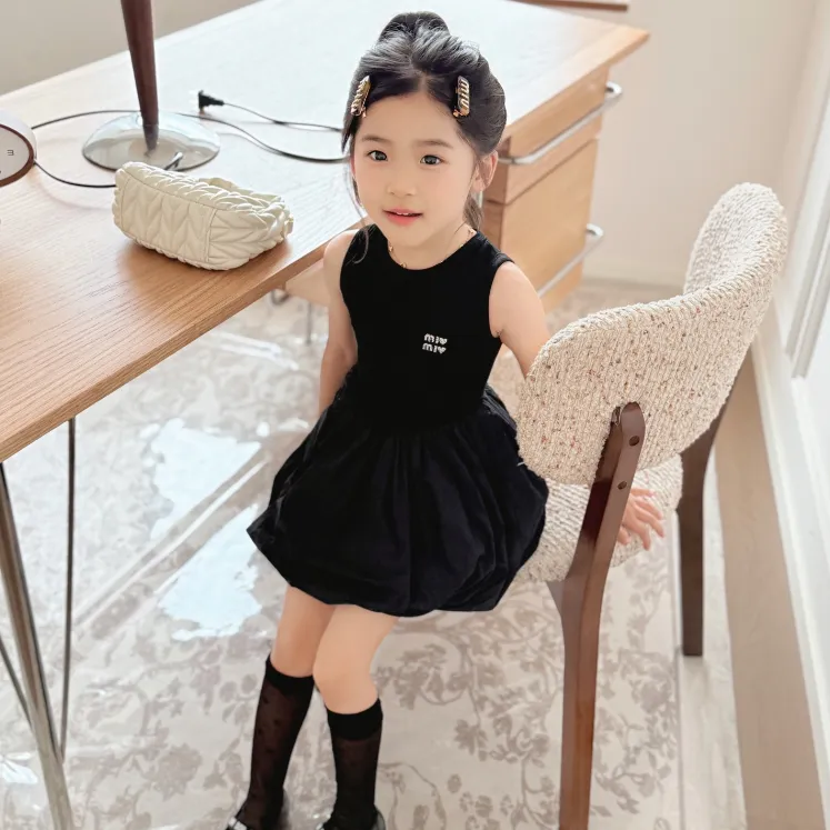 【100-160cm】おしゃれキッズ必見 きれいめ セレブリティ シンプル 女の子 ワンピース