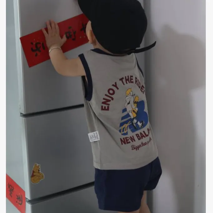 【80-120cm】二点セット 絶対後悔しない 大活躍 快適 カジュアル タンクトップ＋ショートパンツ セットアップ
