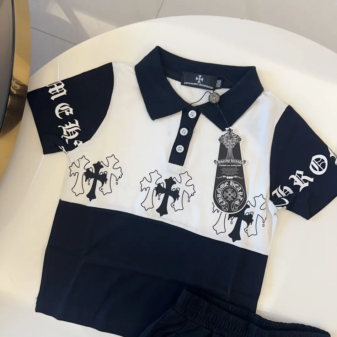 【90-150cm】二点セット トレンド感たっぷり 高品質 カジュアル 半袖Ｔシャツ＋ショートパンツ セットアップ