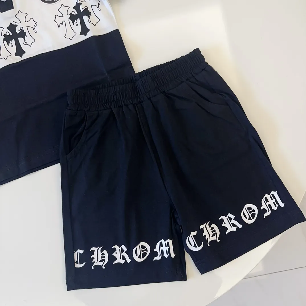 【90-150cm】二点セット トレンド感たっぷり 高品質 カジュアル 半袖Ｔシャツ＋ショートパンツ セットアップ