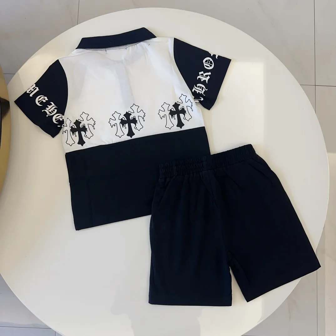 【90-150cm】二点セット トレンド感たっぷり 高品質 カジュアル 半袖Ｔシャツ＋ショートパンツ セットアップ