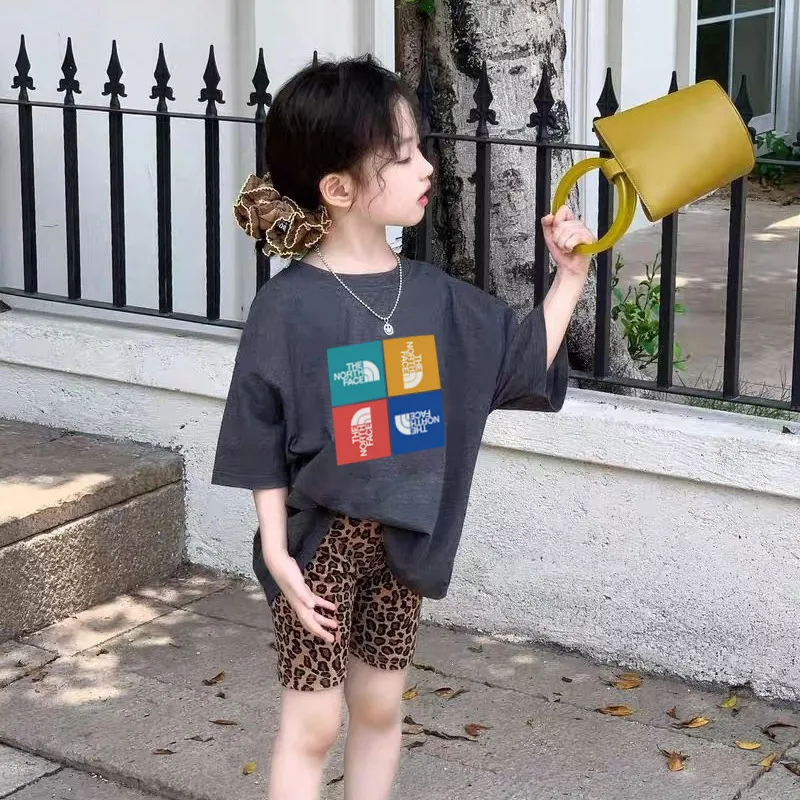 【90-160cm】取り入れたい 爆売れ中 トレンド  合わせやすい 女の子 半袖Ｔシャツ