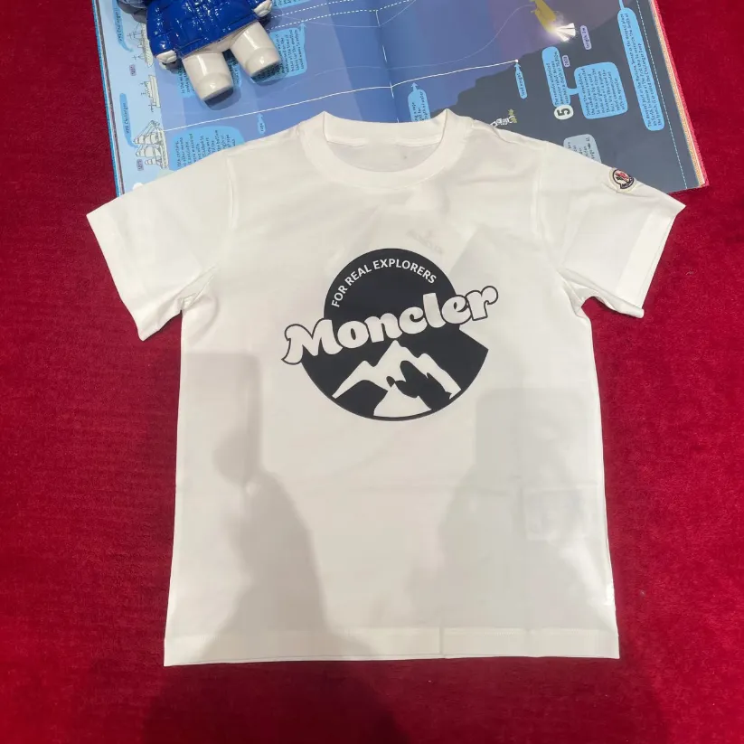 【100-160cm】話題沸騰中 質感いい  カジュアル 通気性抜群 男の子 半袖 Ｔシャツ