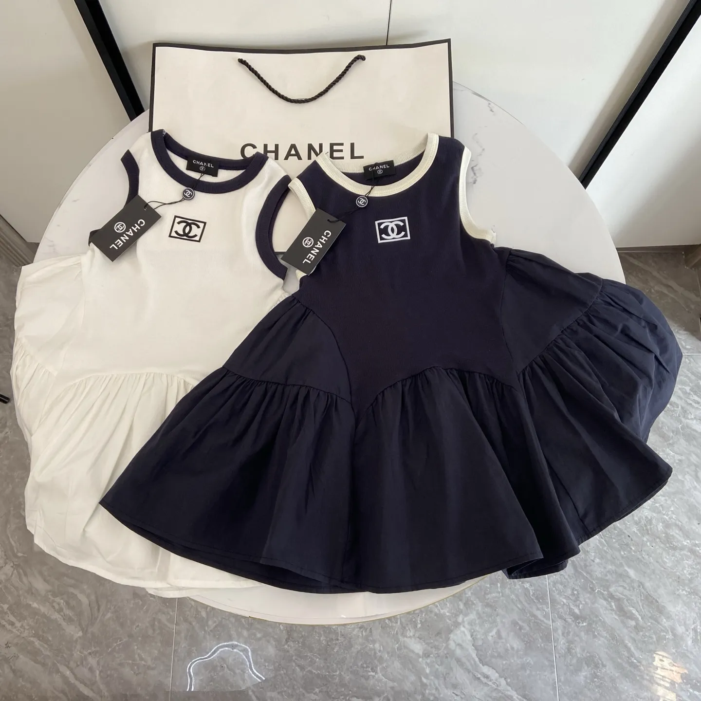 【90-150cm】最愛の一着  大活躍 おしゃれ きれいめ シンプル 女の子 ノースリーブ ワンピース