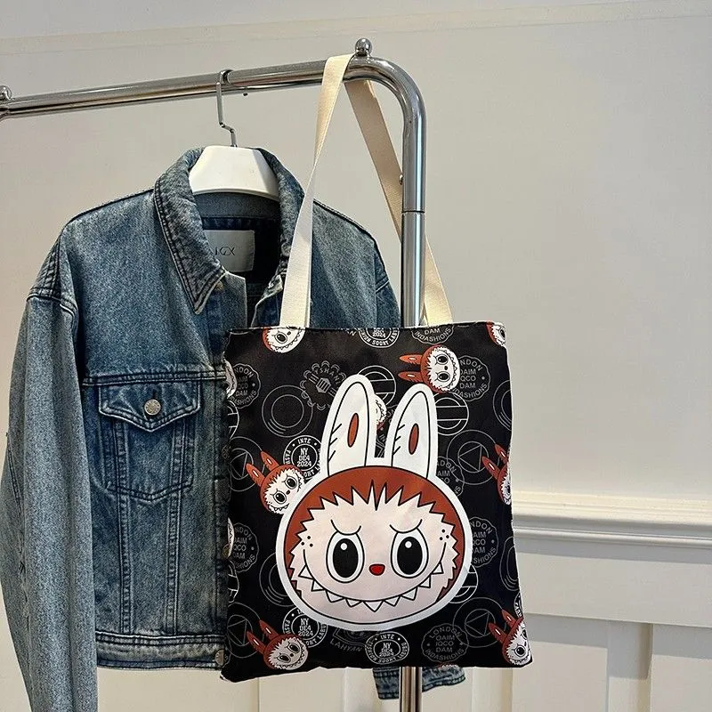 【激安1円！！】限定デザイン おしゃれ キャラクター Labubu ポーチ 小物入れ キャンバス バッグ