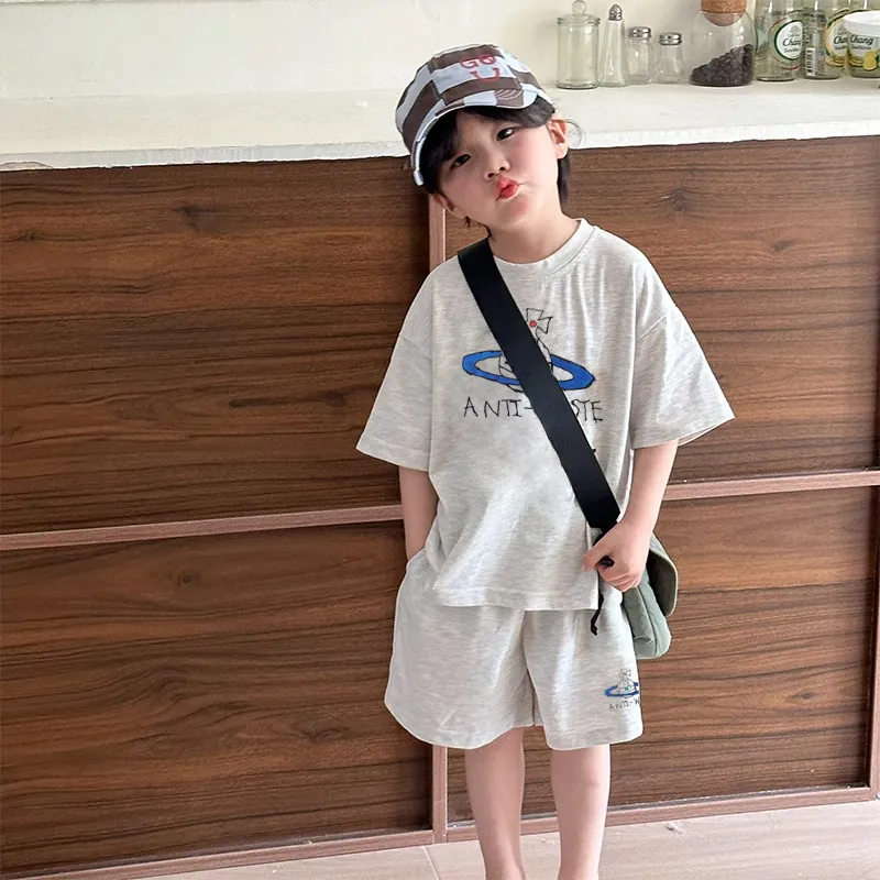 【90-160cm】二点セット コンフォート感抜群 大人気 カジュアル 快適 半袖Ｔシャツ+ショートパンツ セットアップ