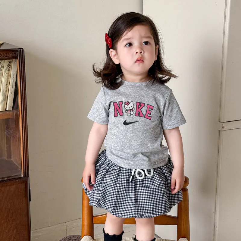 【90-150cm】夏にぴったり 人気上昇中 ふんわり可愛い フィット感 女の子 半袖 Ｔシャツ