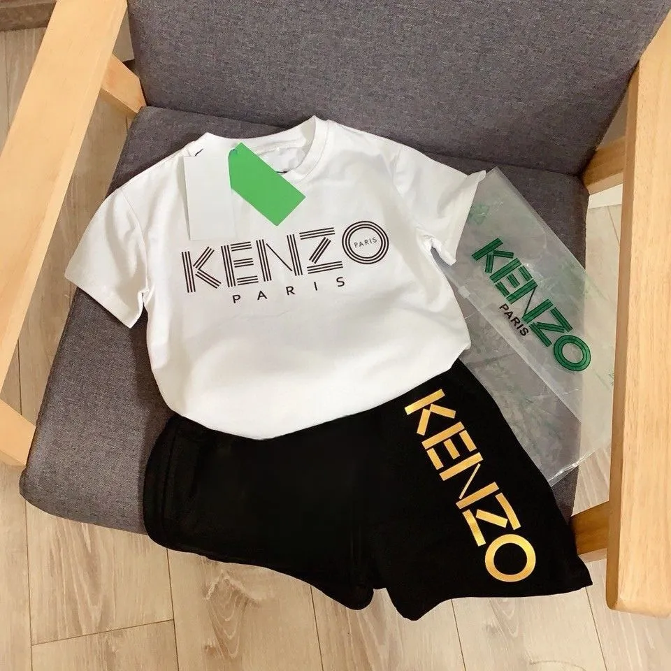 【90-160cm】二点セット デイリーにぴったり カジュアル スポーティ 半袖Ｔシャツ+ショートパンツ セットアップ