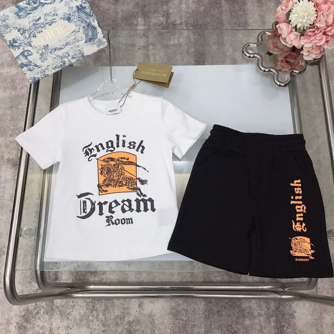【90-160cm】二点セット リピーター多数 多色展開 カジュアル トレンド 半袖Ｔシャツ+ショートパンツ セットアップ