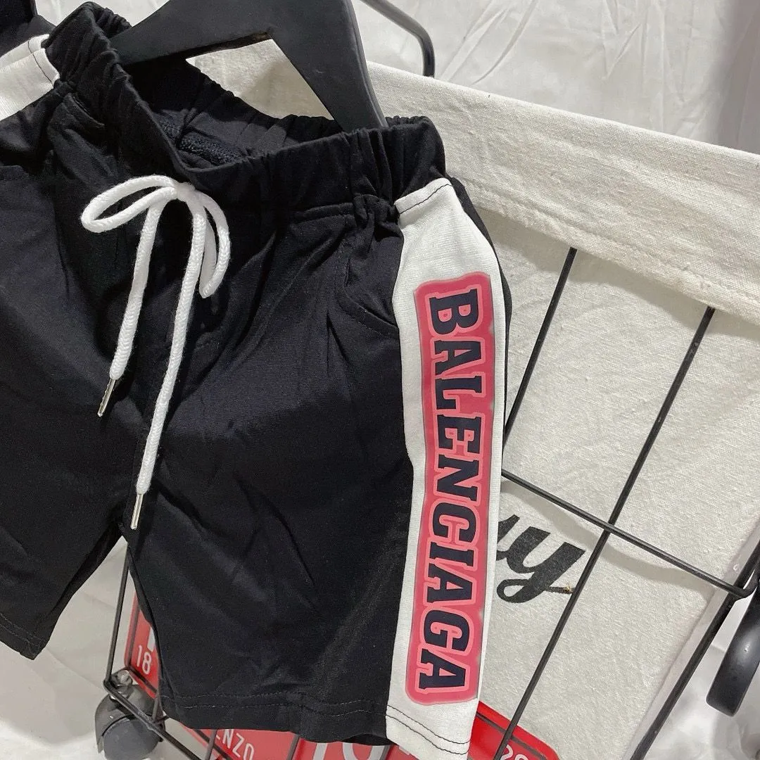 【90-160cm】二点セット 注目度UP 着心地良い スタイリッシュ トレンド 半袖Ｔシャツ+ショートパンツ セットアップ
