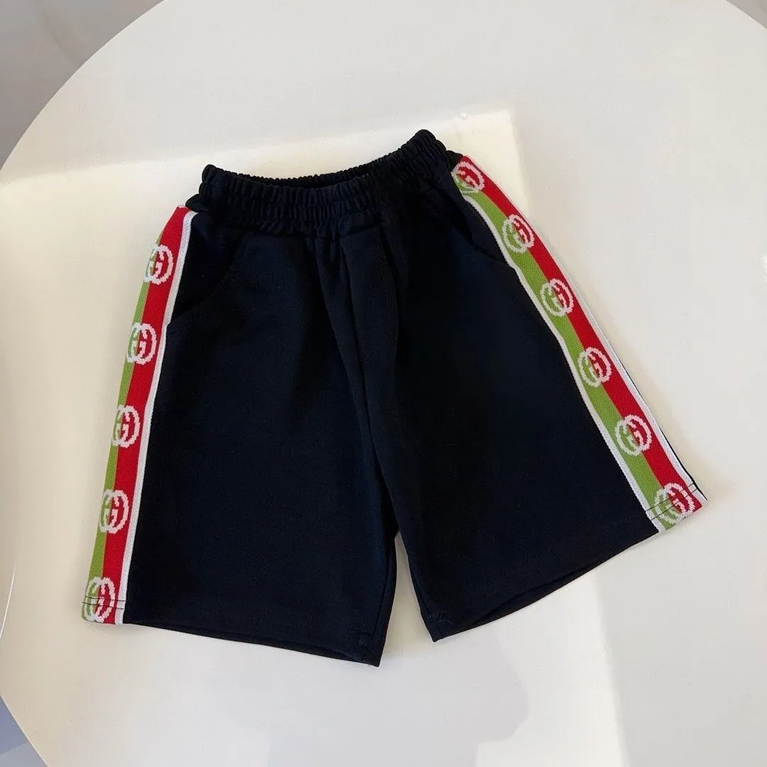 【90-160cm】二点セット 人気爆発中 爆売れ中 スポーティ シンプル 半袖Ｔシャツ+ショートパンツ セットアップ