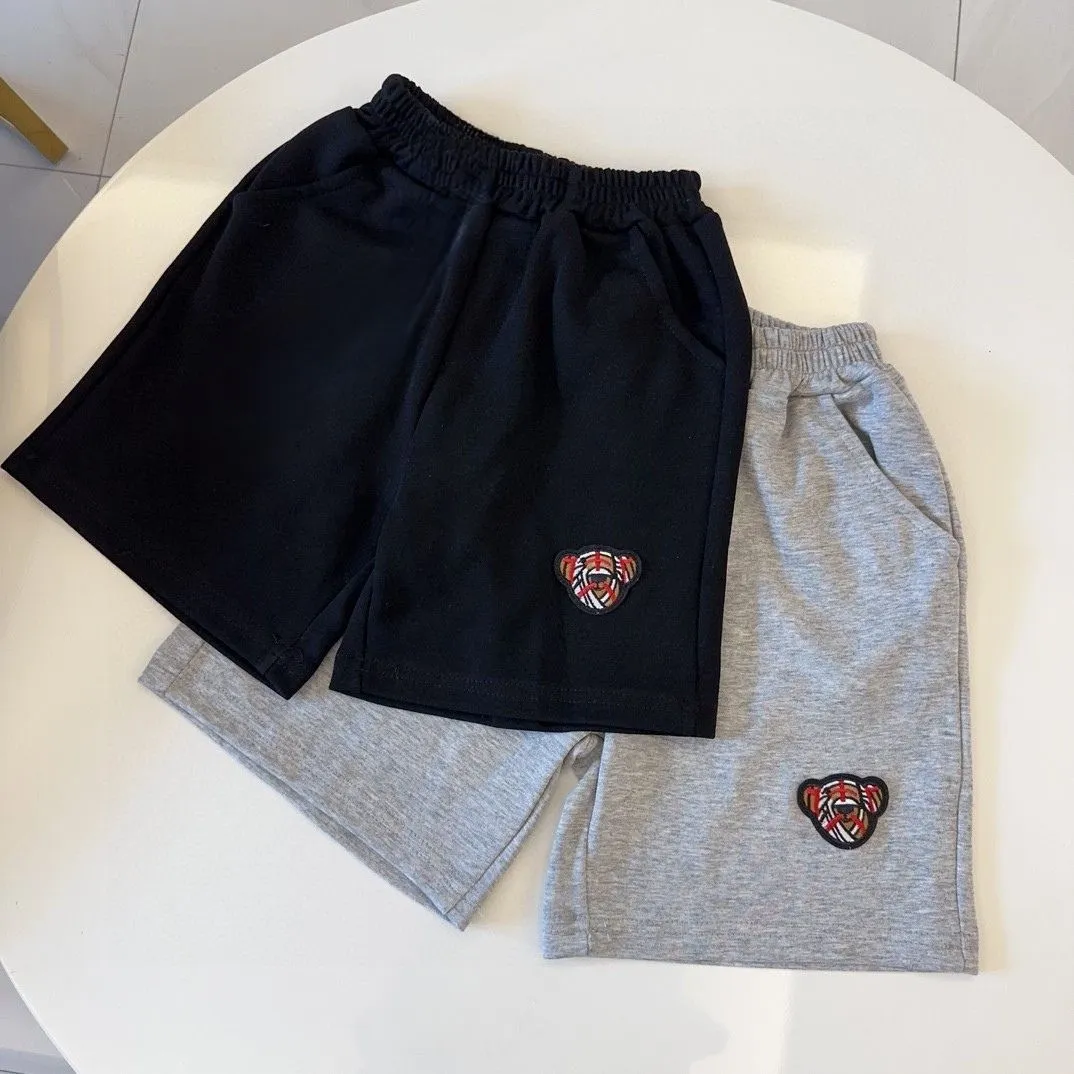【90-160cm】二点セット 夏にぴったり シンプル カジュアル 快適 半袖Ｔシャツ+ショートパンツ セットアップ